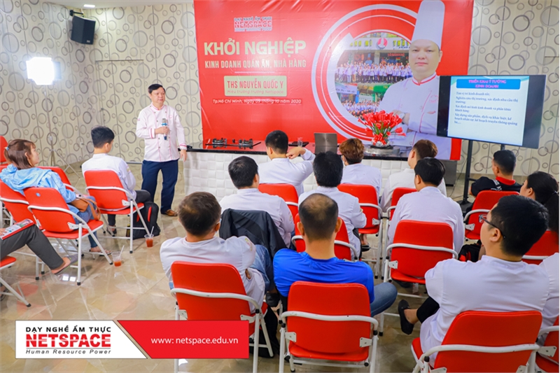 HỌC VIÊN ĐƯỢC TRANG BỊ KINH NGHIỆM KHỞI NGHIỆP KINH DOANH QUÁN ĂN - NHÀ HÀNG