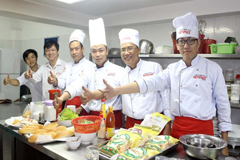 Học bí quyết kinh doanh Bánh mì