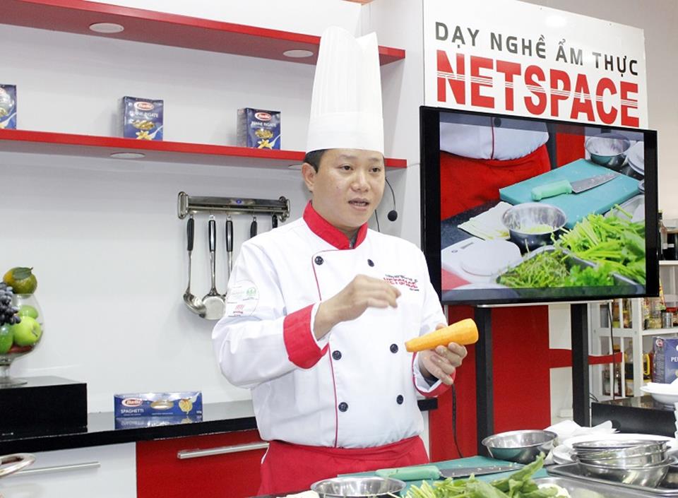 Giao lưu với chuyên gia ẩm thực Phan Bình – Bếp trưởng Bếp Ý