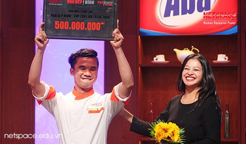 Võ Hoàng Nhân đăng quang cuộc thi Đầu Bếp Đỉnh Top Chef Vietnam mùa đầu tiên với giải thưởng 500 triệu