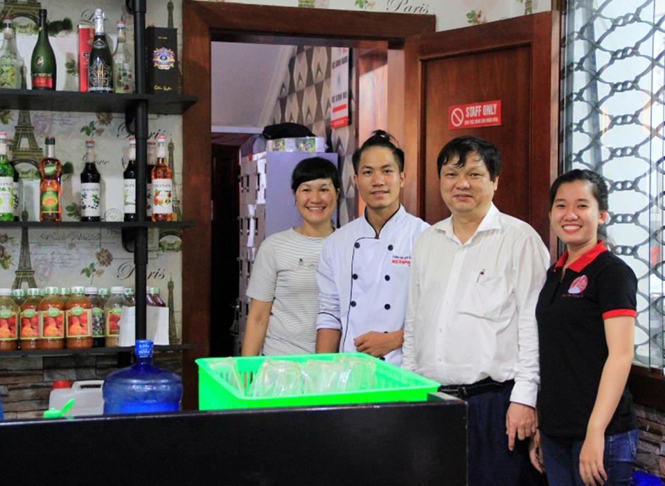 Anh Toàn học bí quyết mở nhà hàng Việt tại Đài Loan