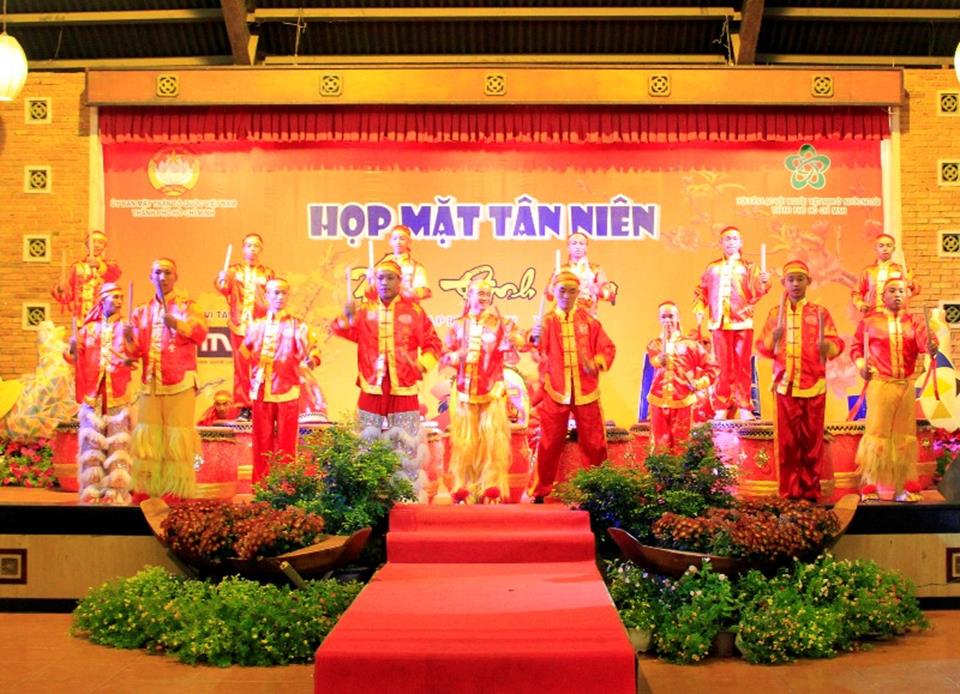 Họp mặt Kiều bào mừng Xuân Đinh Dậu 2017