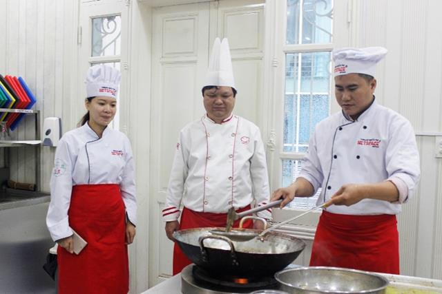 Nhà hàng Chả cá Lã Vọng Ngư Long