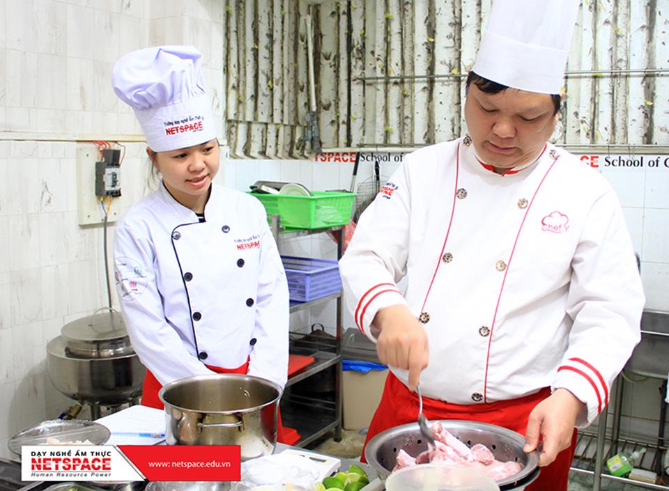 Nhà hàng Cơm Tấm Sài Gòn hút khách tại Vincom Thanh Hóa
