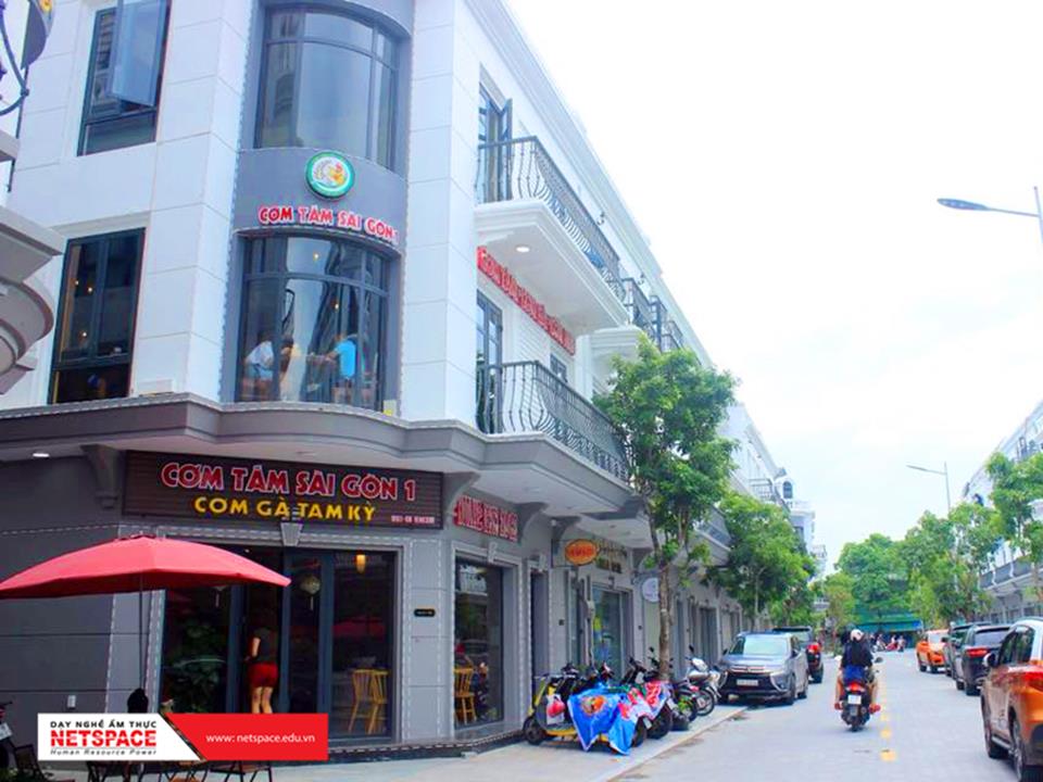 Nhà hàng Cơm Tấm Sài Gòn hút khách tại Vincom Thanh Hóa