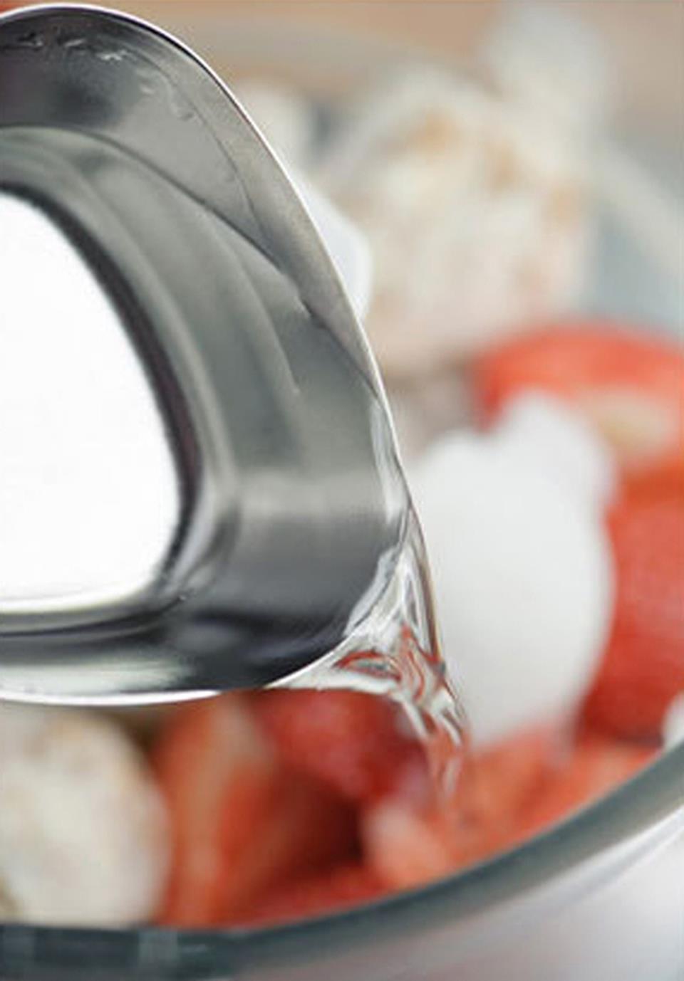 Cách làm Smoothie dâu tây thơm ngon, bổ dưỡng