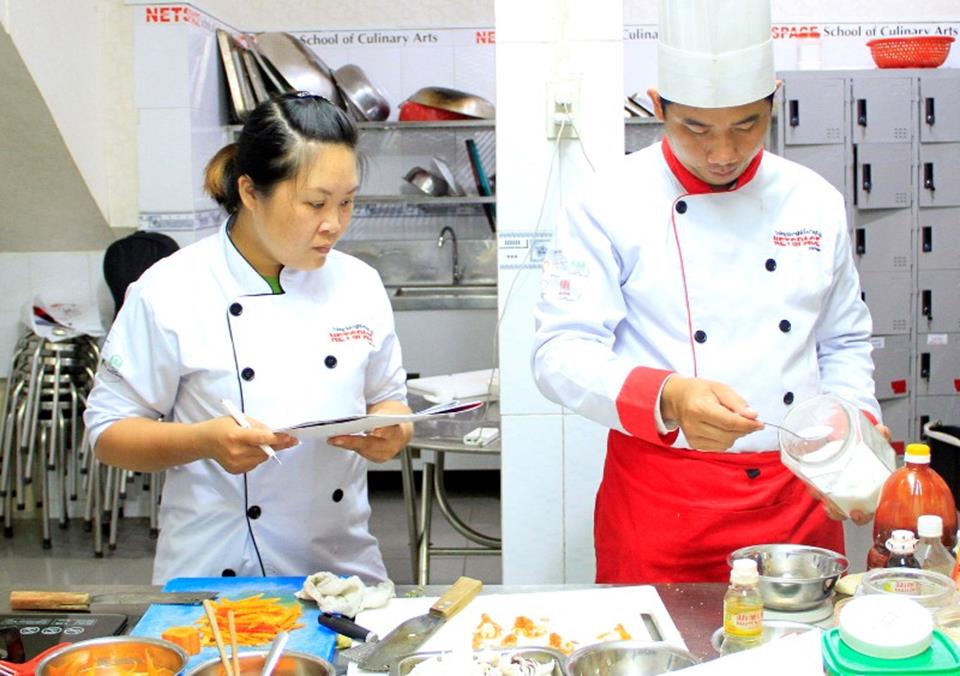 Chị Yến học bí quyết kinh doanh Quán ăn- Nhà hàng