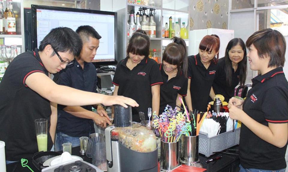 Học pha chế đồ uống