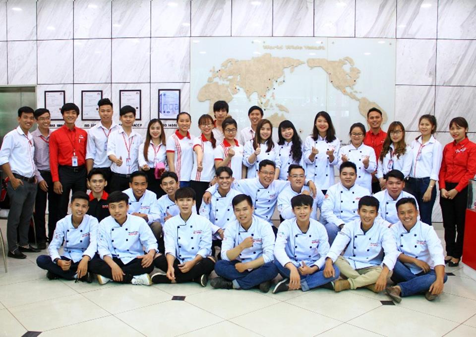Học viên Netspace tham quan Nhà máy Yakult Việt Nam