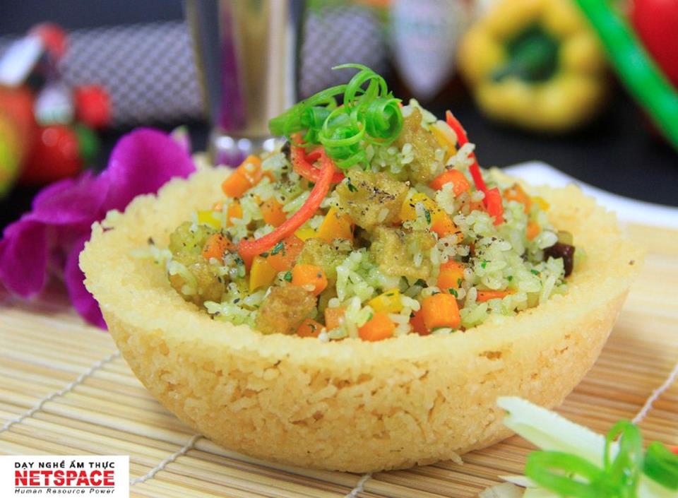 Học viên tranh tài tại Chung kết cuộc thi Sáng tạo ẩm thực cùng Tabasco