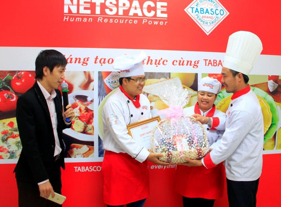 Học viên tranh tài tại Chung kết cuộc thi Sáng tạo ẩm thực cùng Tabasco