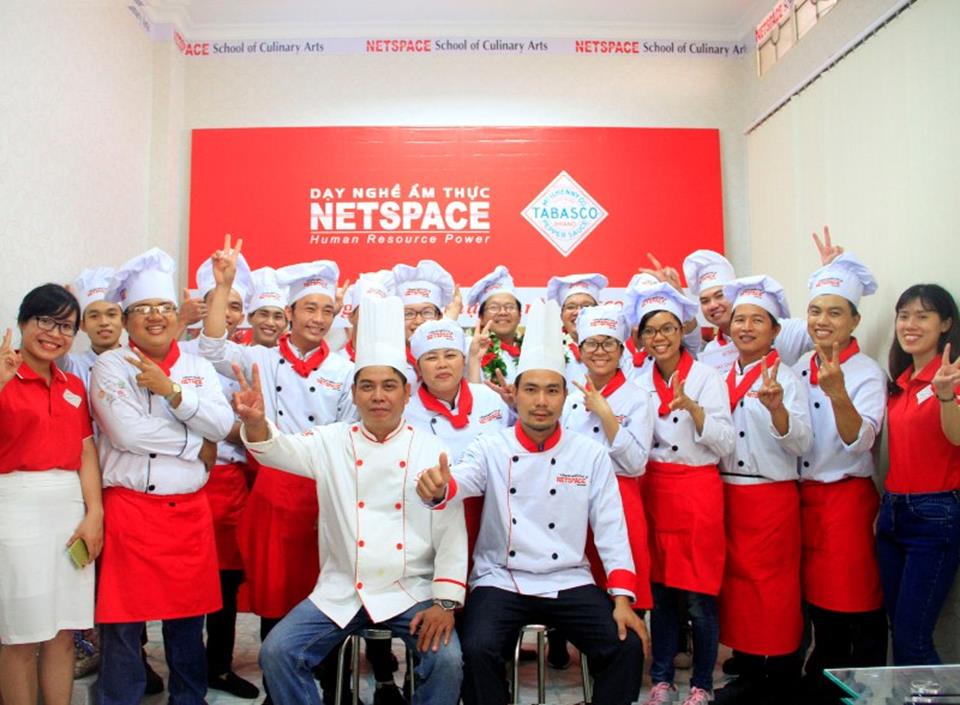 Học viên tranh tài tại Chung kết cuộc thi Sáng tạo ẩm thực cùng Tabasco