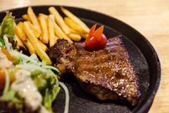 TUYỂN PHỤ BẾP ÂU LÀM VIỆC TẠI HỆ THỐNG “ THÍCH “ BEEFSTEAK 9 SAUCE