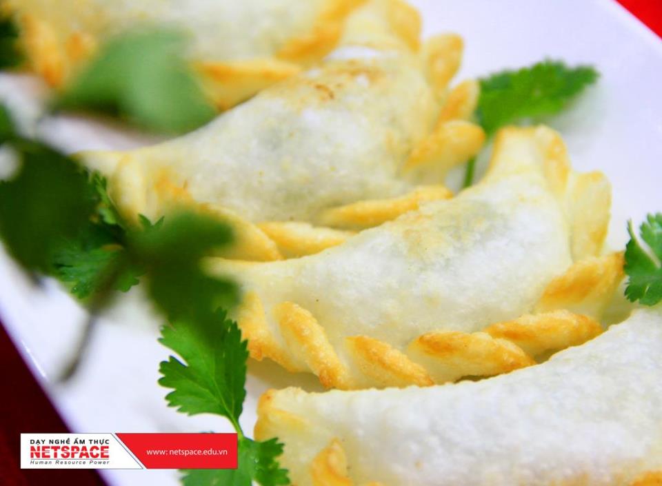 Anh Nhật Anh học Dimsum để bổ sung vào quán trà sữa ở Tiền Giang