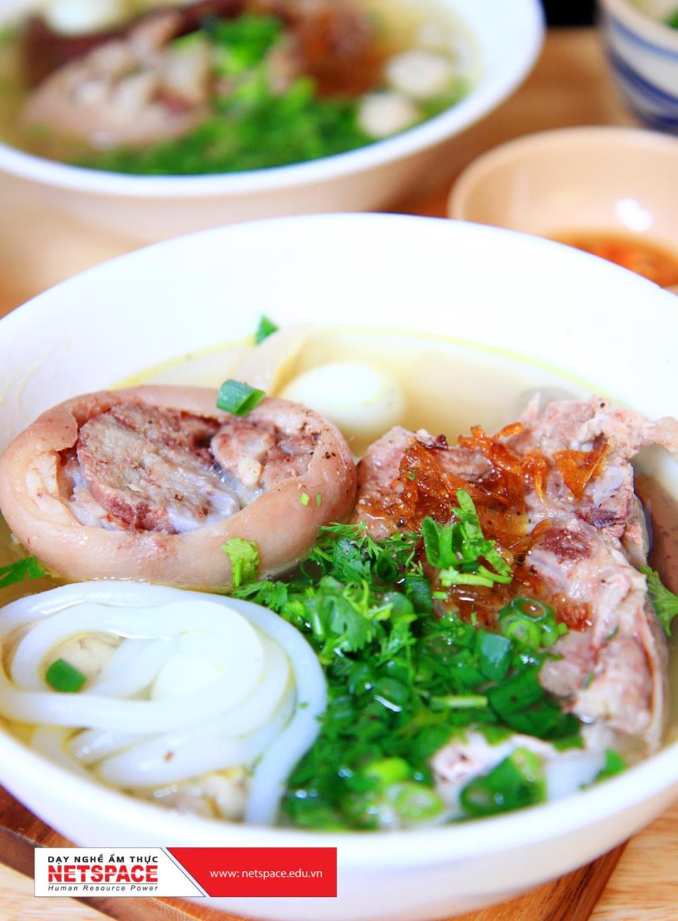 Thấm đẫm hương vị với quán Bánh canh giò heo tại Gò Vấp