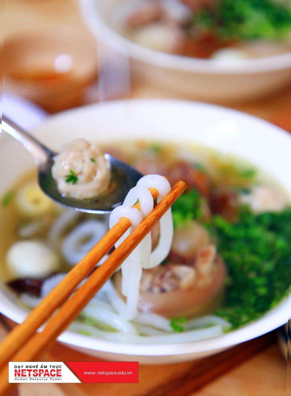 Thấm đẫm hương vị với quán Bánh canh giò heo tại Gò Vấp