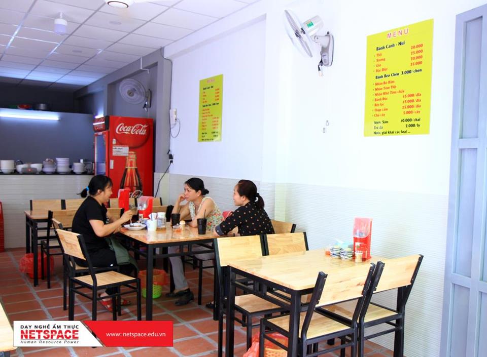 Thấm đẫm hương vị với quán Bánh canh giò heo tại Gò Vấp