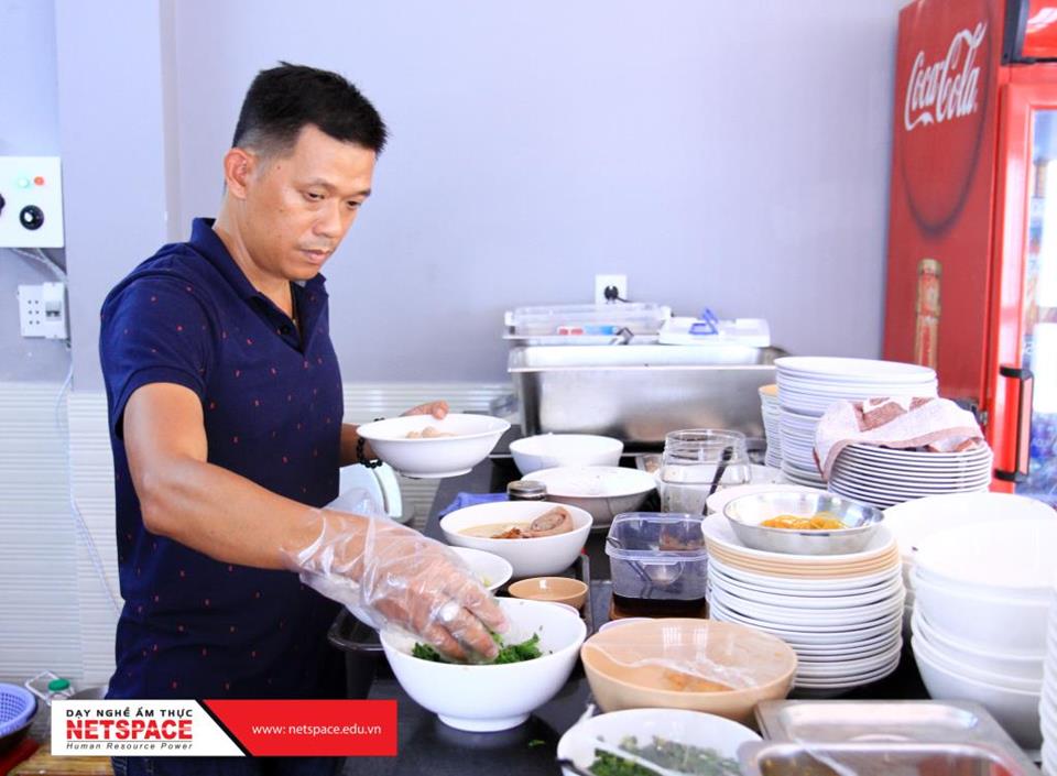 Thấm đẫm hương vị với quán Bánh canh giò heo tại Gò Vấp