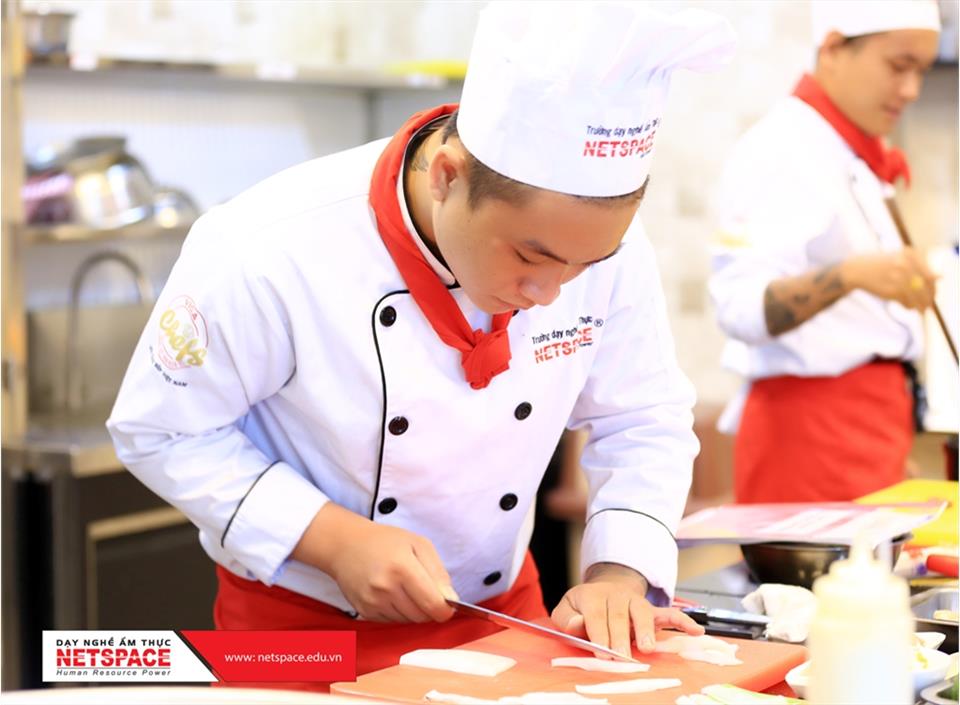 Nhà hàng An Nam Hotpot cần tuyển gấp bếp chính: