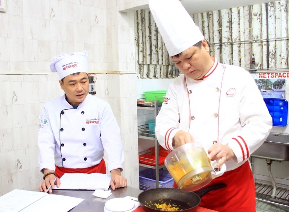 Học nấu Bò sốt vang