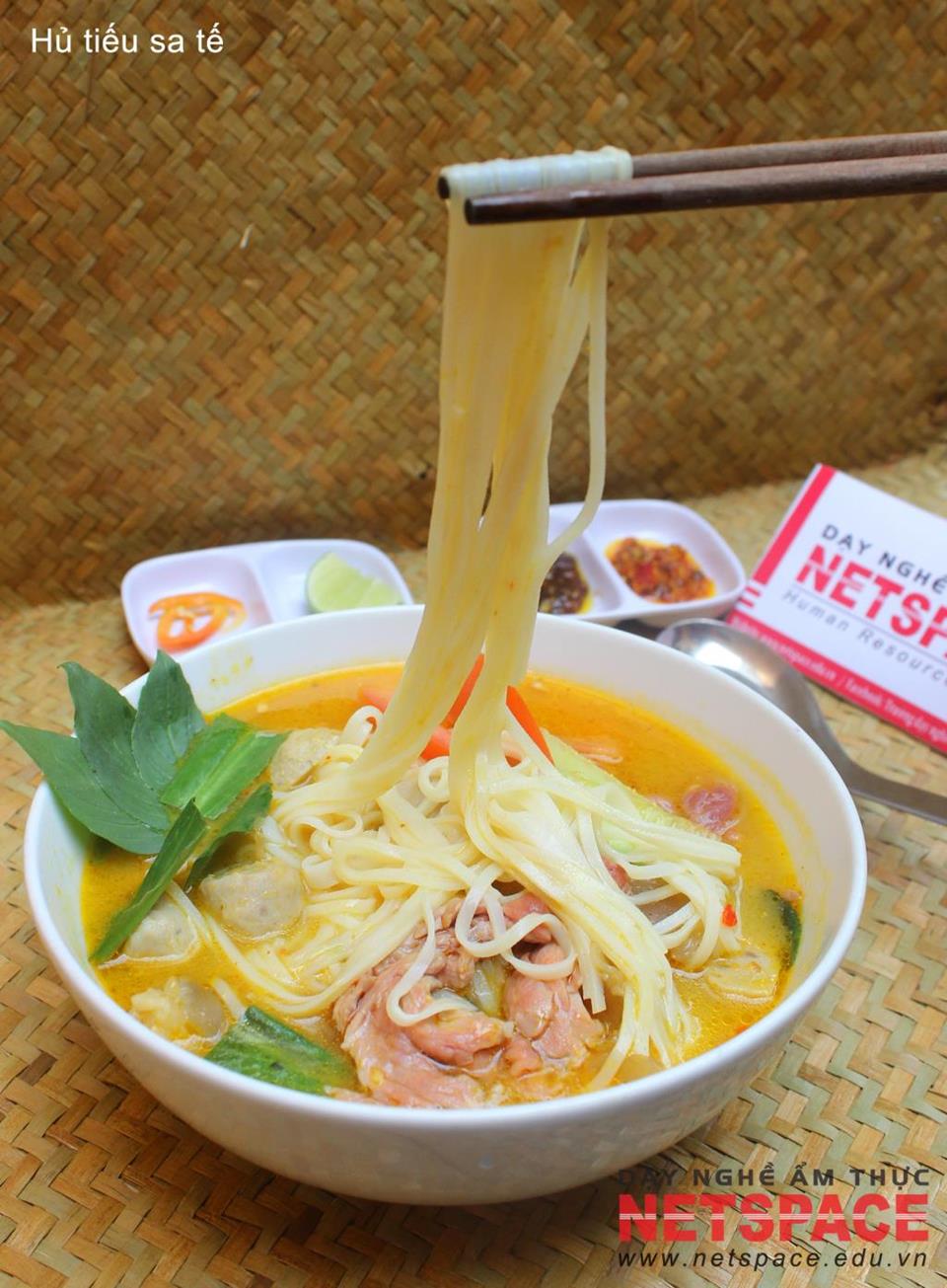Học nấu Hủ tiếu