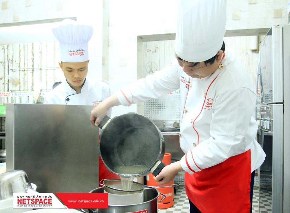 Học nấu Hủ tiếu