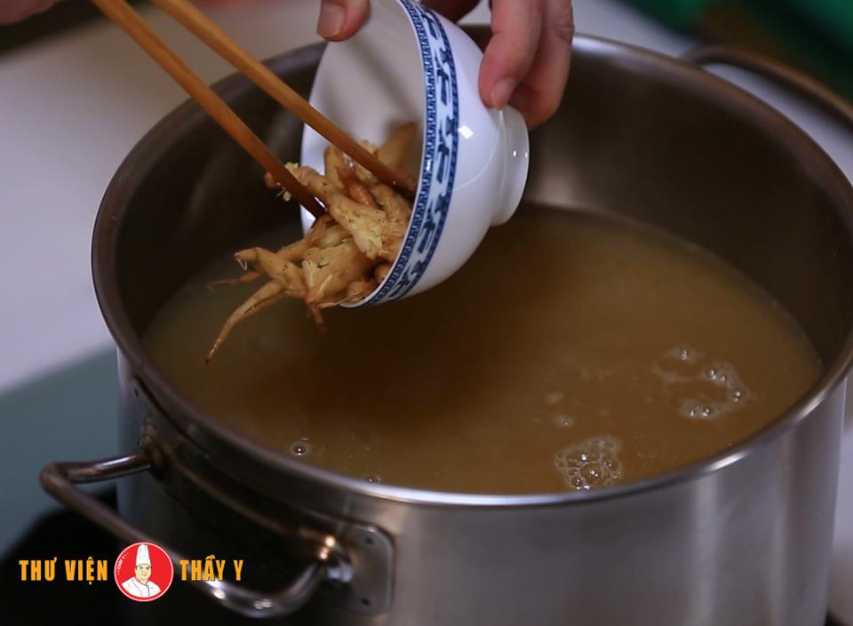 Cách nấu Bún nước lèo kiểu Sóc Trăng ngon