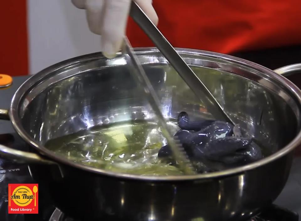 Cách nấu Gà Ác Tiềm Thuốc Bắc ngon - bổ - dưỡng