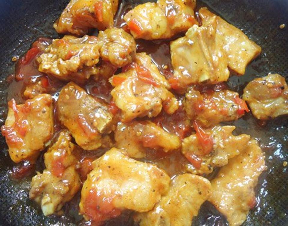 Cách làm những món Sốt me cho bữa ăn thêm hấp dẫn