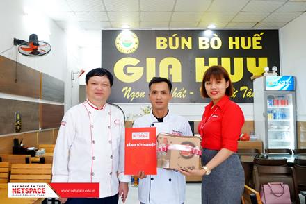 Học nấu Bún bò huế - Quán Bún bò Gia Huy