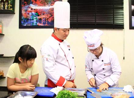 Học bí quyết làm chủ quán ăn, nhà hàng Nhật