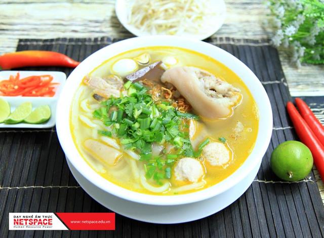 Học nấu bánh canh giò