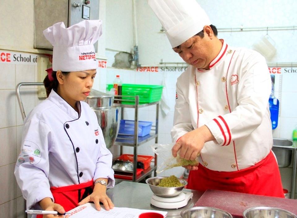 Học nấu Bún chả cá Nha Trang