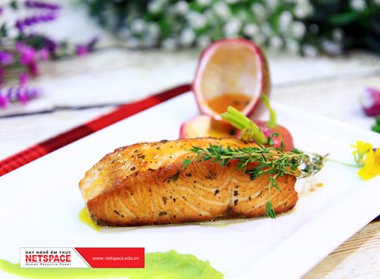 Dạy học nấu món Âu