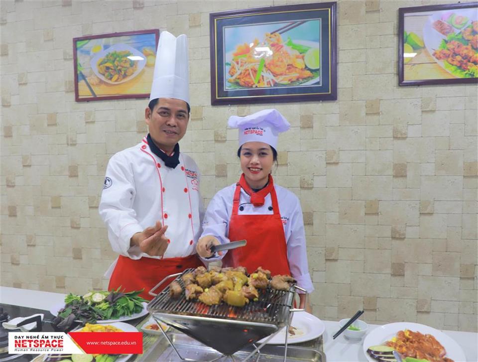 TIỀM NĂNG KINH DOANH MÔ HÌNH QUÁN DÊ