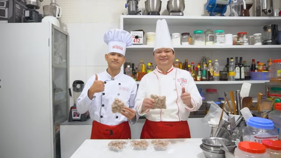 HỌC BÍ QUYẾT LÀM BÒ VIÊN ĐỂ KINH DOANH QUÁN HỦ TIẾU