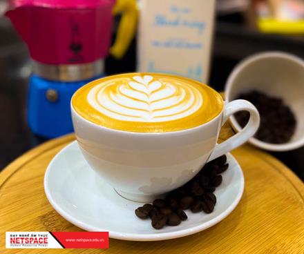 Kỹ năng tạo hình cà phê Ý 4 (Latte art): Tulip