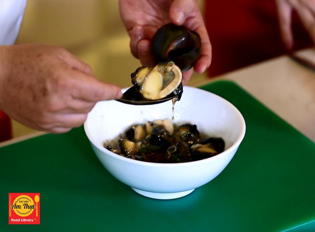 Ốc bươu nướng tiêu xanh – Món ngon nhất định phải làm một lần cho cả nhà