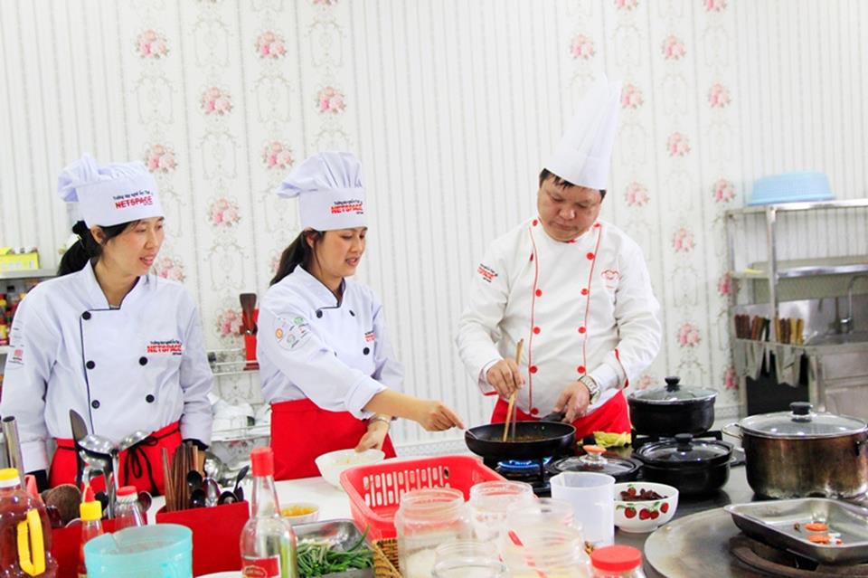 Học Bí quyết nấu Cơm niêu