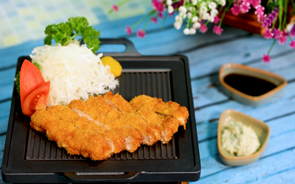 Hướng dẫn cách làm thịt heo chiên xù Tonkatsu Nhật Bản mềm ngon đậm đà