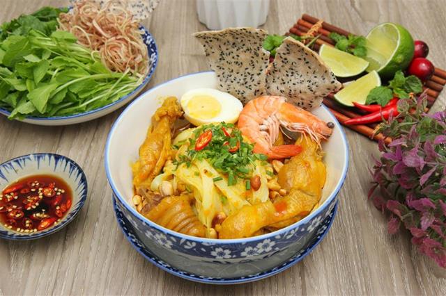 Học nấu Mì Quảng