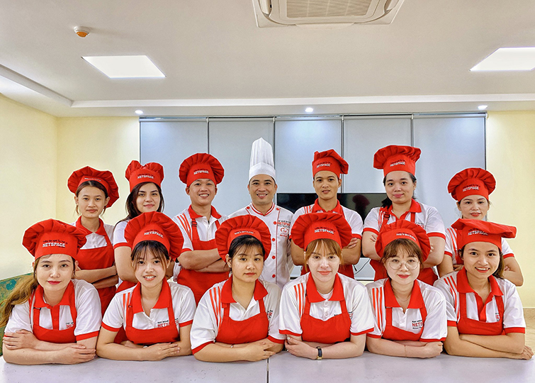 Chuyên gia làm bánh