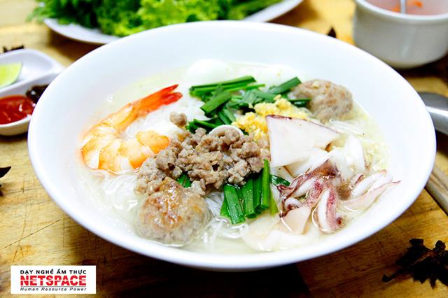 Học nấu Hủ tiếu mực