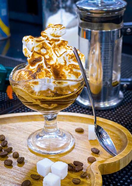 z5915498676853_8f75594c116c4f8815eb1322eac7520a