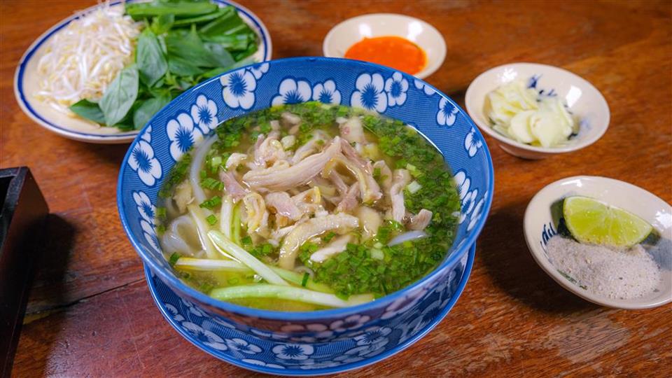Học bí quyết nấu Phở Gà