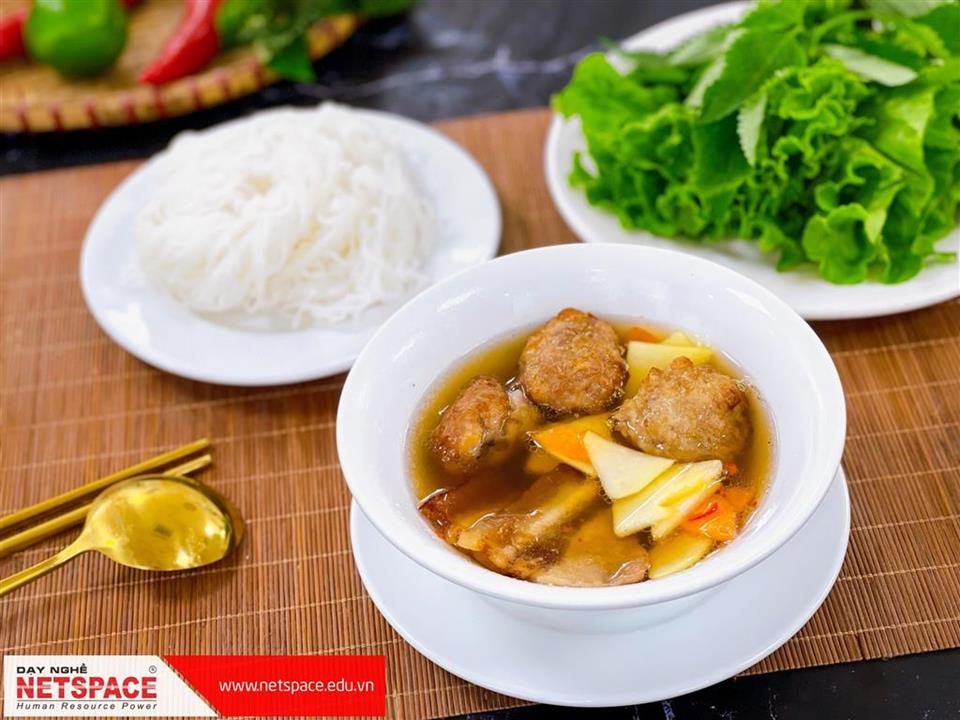 Học bí quyết làm Bún chả Hà Nội