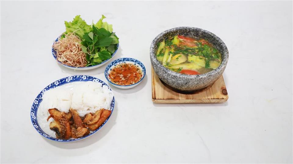 Học bí quyết nấu Bún cá rô