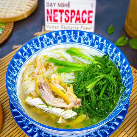Học bí quyết nấu Phở Gà