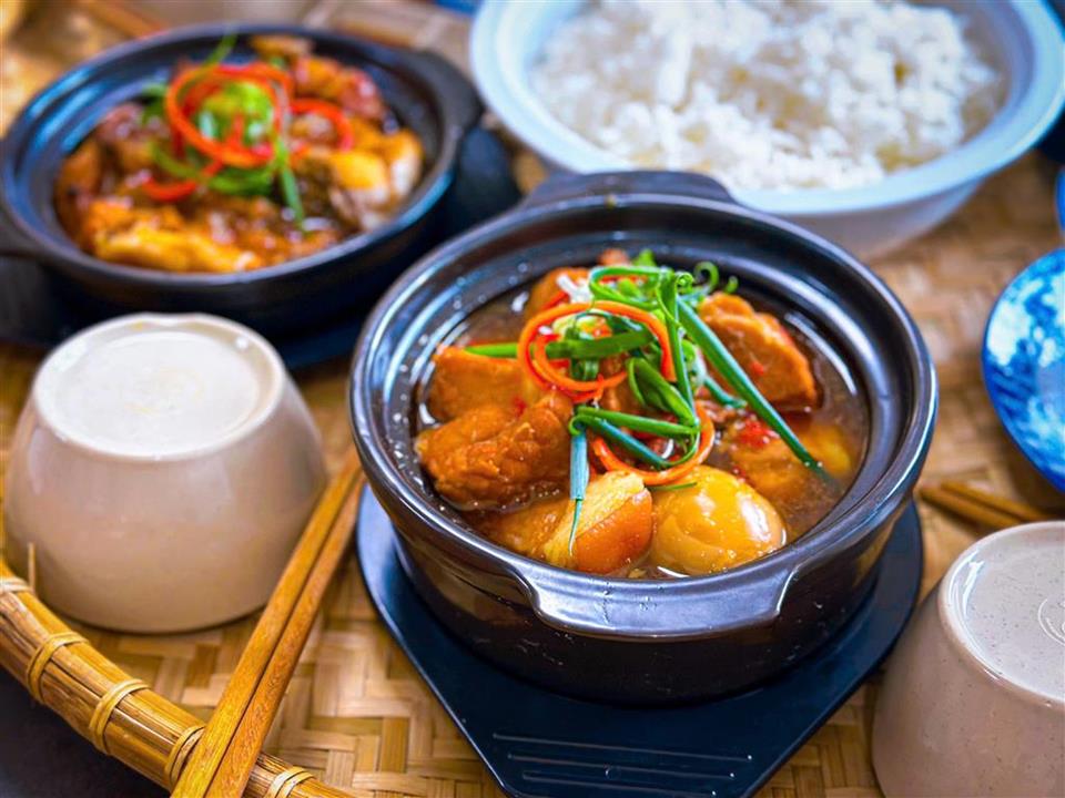Mâm Cơm Truyền Thống Việt Nam – Nét Đẹp Ẩm Thực Đậm Đà Bản Sắc