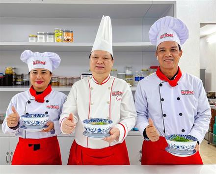 Lựa chọn mô hình kinh doanh quán ăn